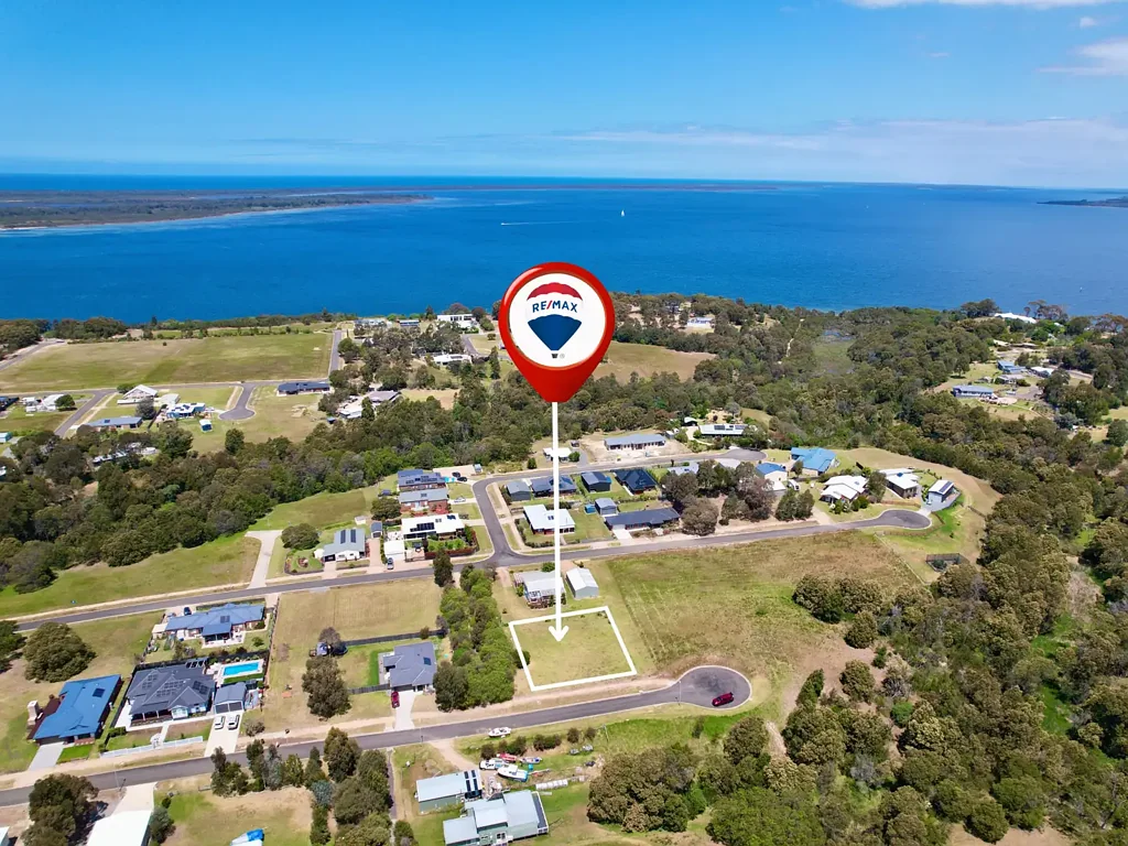 18 Curlew Grove, Metung, VIC 3904
