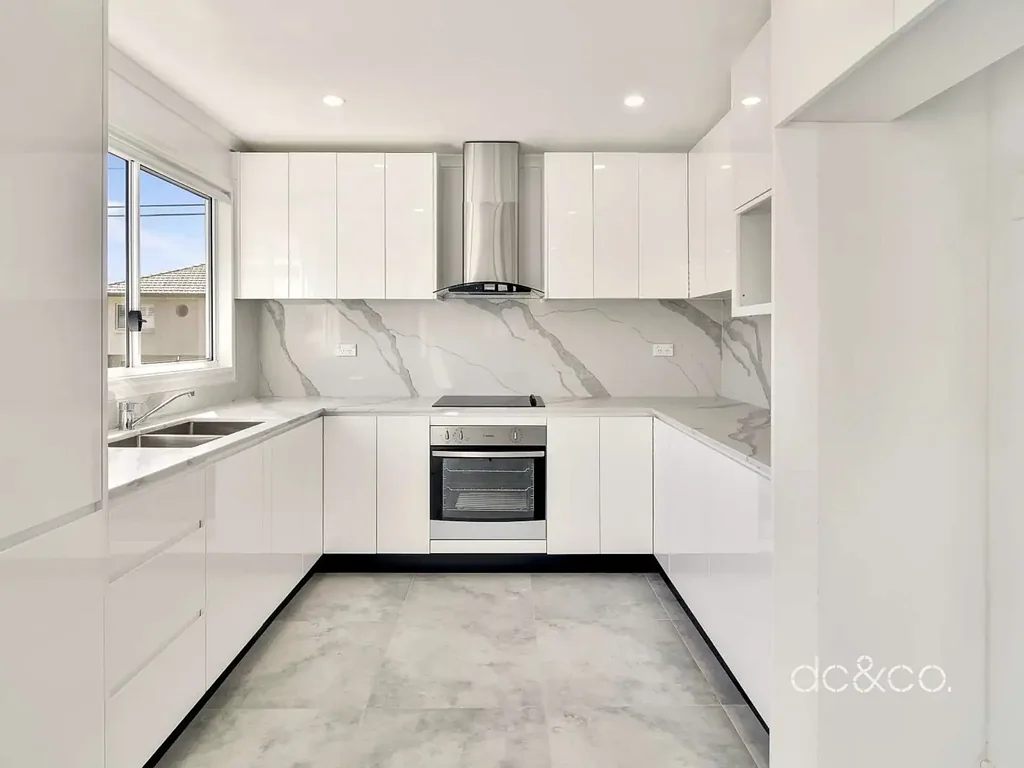 Contemporary 3-bedroom house in central Concord