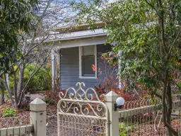 2060 Melbourne Lancefield Road, Monegeetta