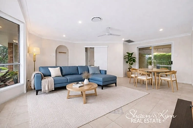 Wynnum West 4 Slaapkamer Elevated Family Living on a Spacious 704m² Block