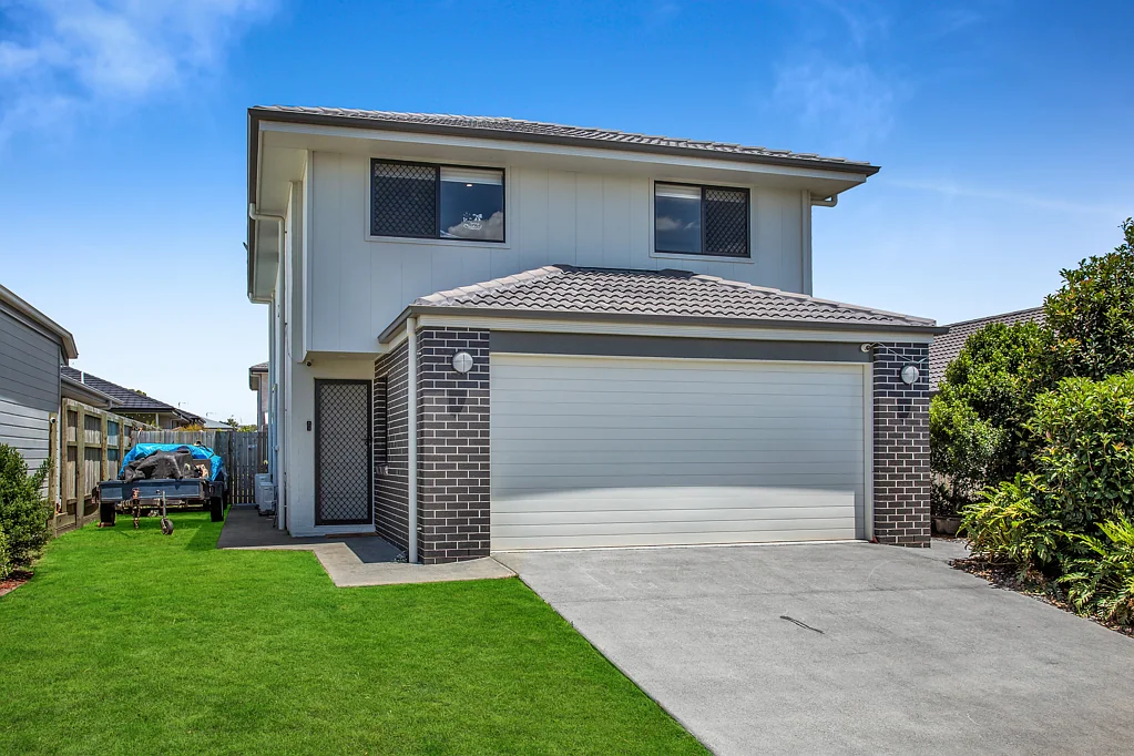 1 Mount Bowen Street, Park Ridge, QLD 4125