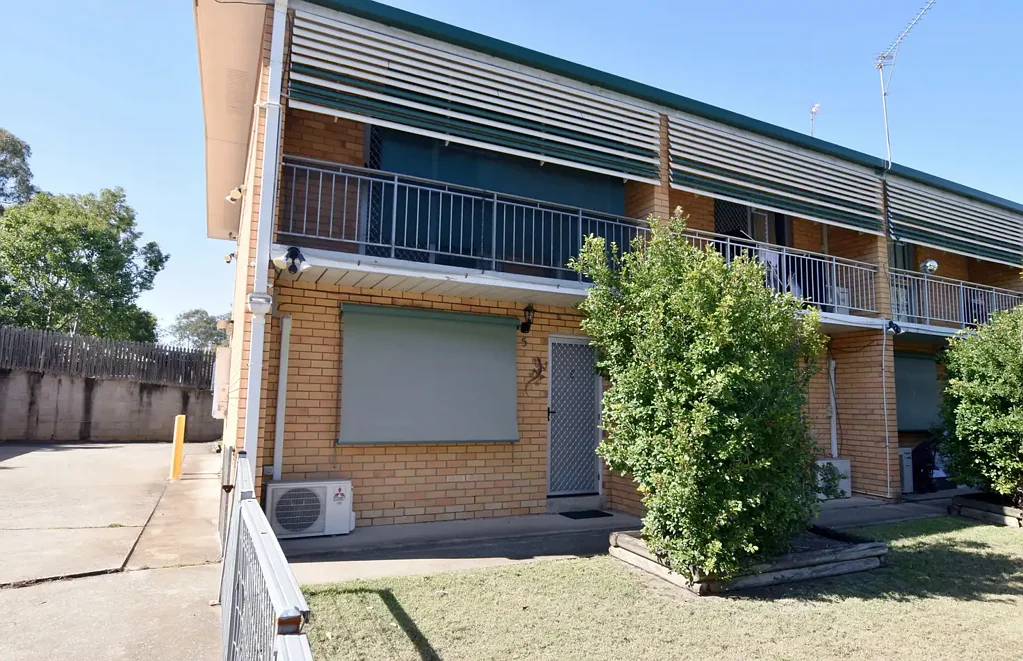 South Gladstone 2Kwarto Modern, Low-Maintenance Investment with Strong Returns
