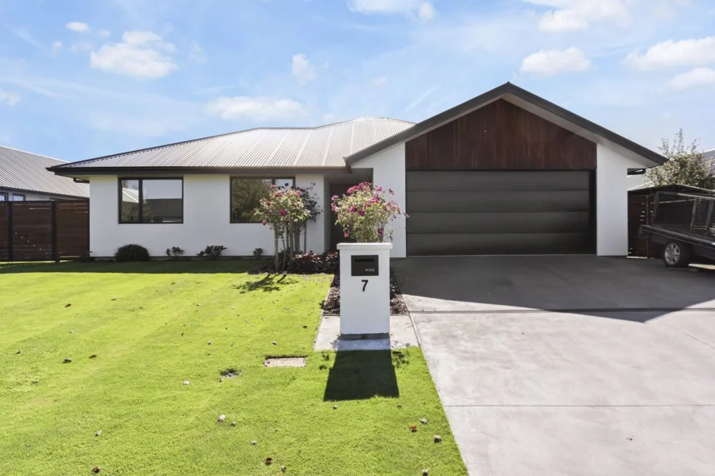 Rangiora 4 Bedroom Sunny, Modern Family Home