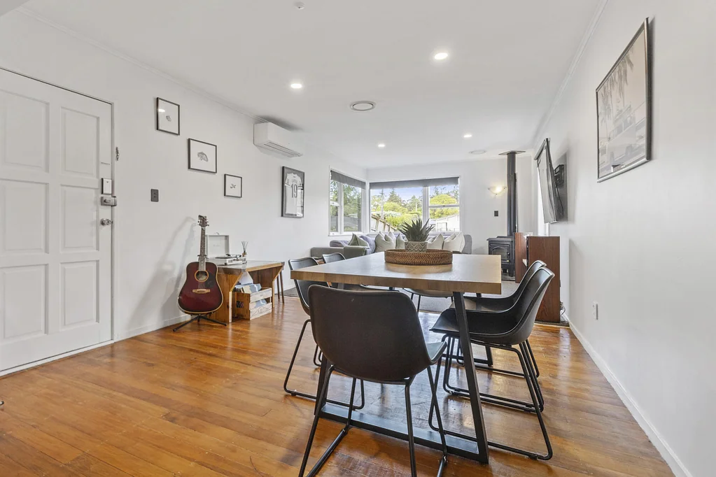 Howick 3房  Howick $1,080,000 Freehold | $160,000 Below CV