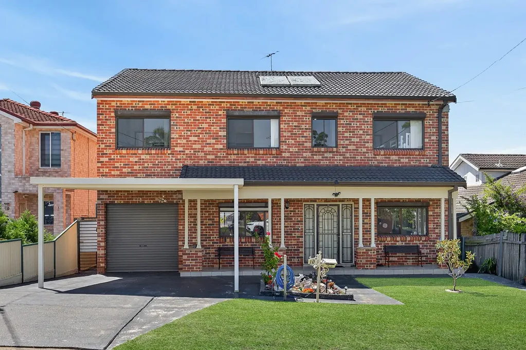 10 Leigh Street, Merrylands, NSW 2160