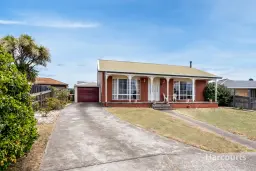 13 Cleary Place, Brighton