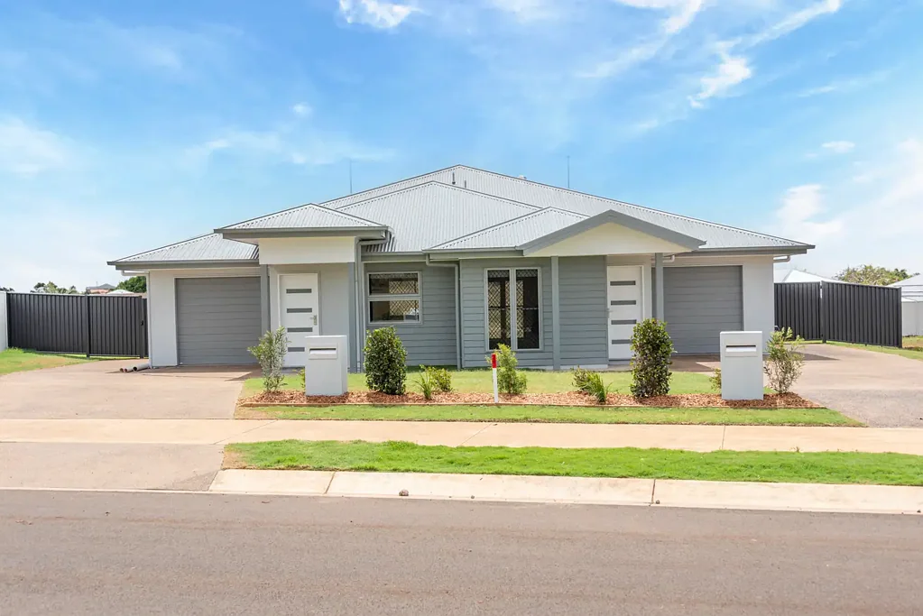 Luxury Brand New Living - Coral Cove