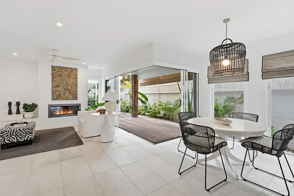 Sapphire Beach 3房  Bespoke Coastal Luxury in Prestigious Sapphire Beach Estate