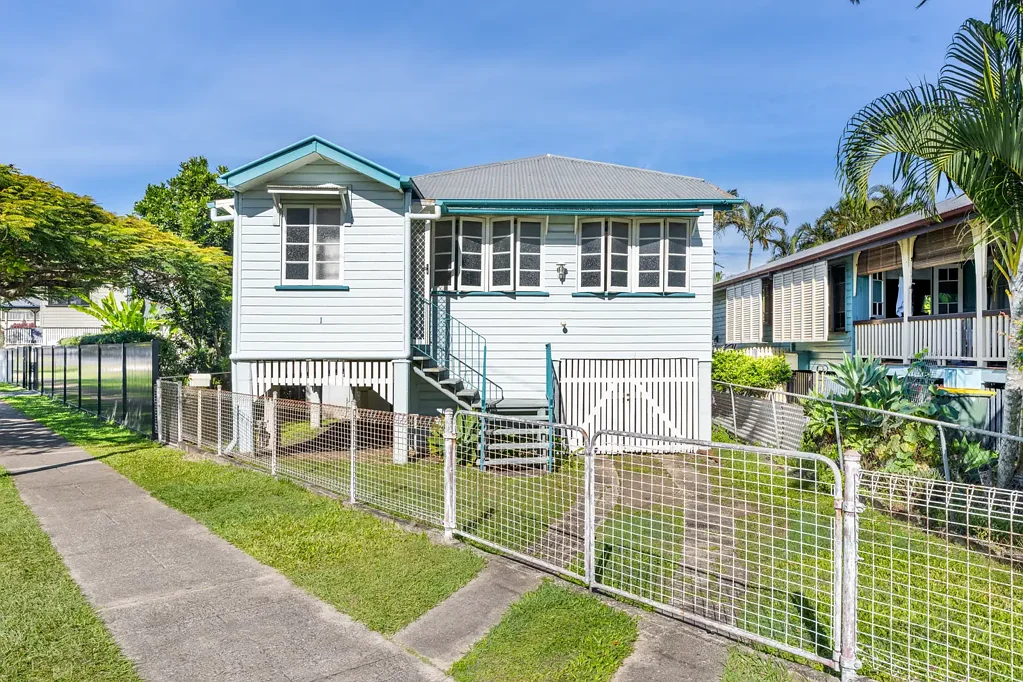 1 Friday Street, Shorncliffe, QLD 4017