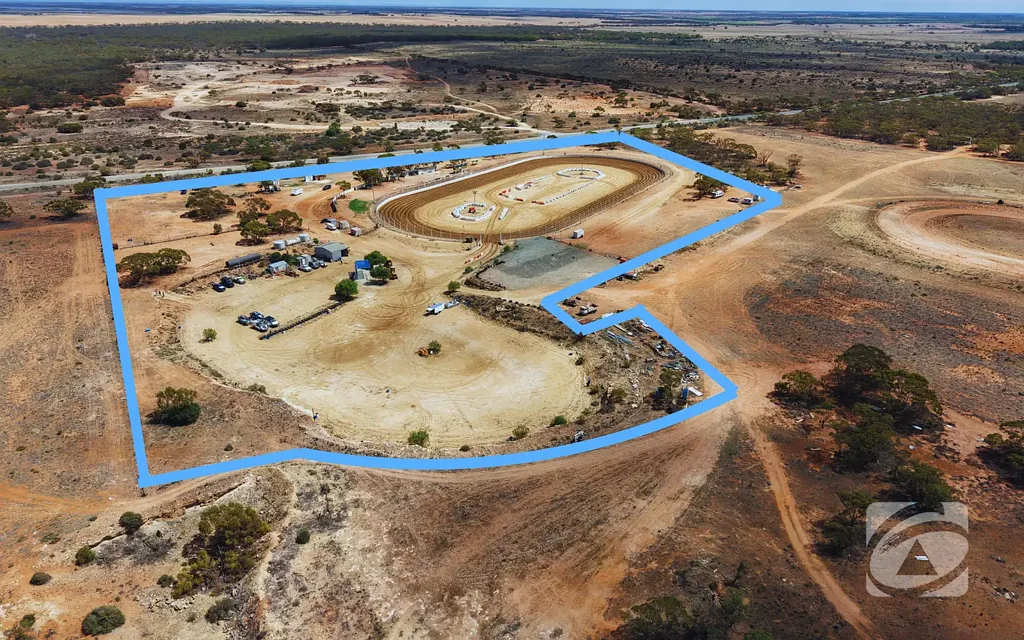 Waikerie 1房  Speedway for Sale – Unique Opportunity in South Australia