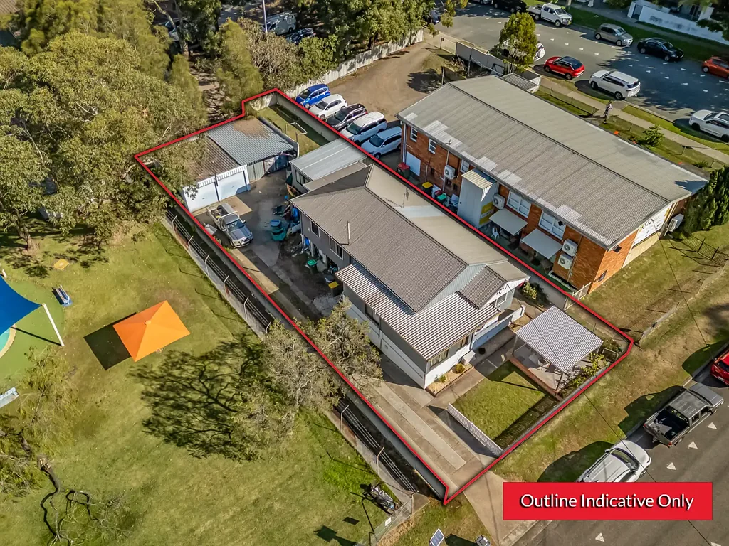 Charlestown 4ਬੈੱਡਰੂਮ High-Exposure Opportunity in Central Charlestown - Ideal for Medical or Professional Use