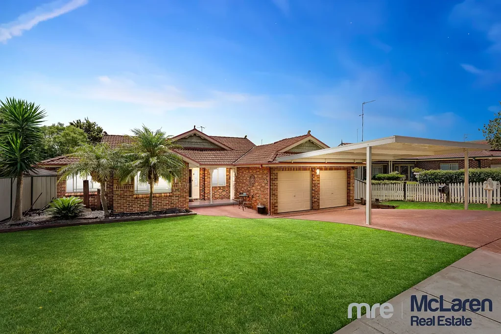 17 Kingston Road, Mount Annan, NSW 2567