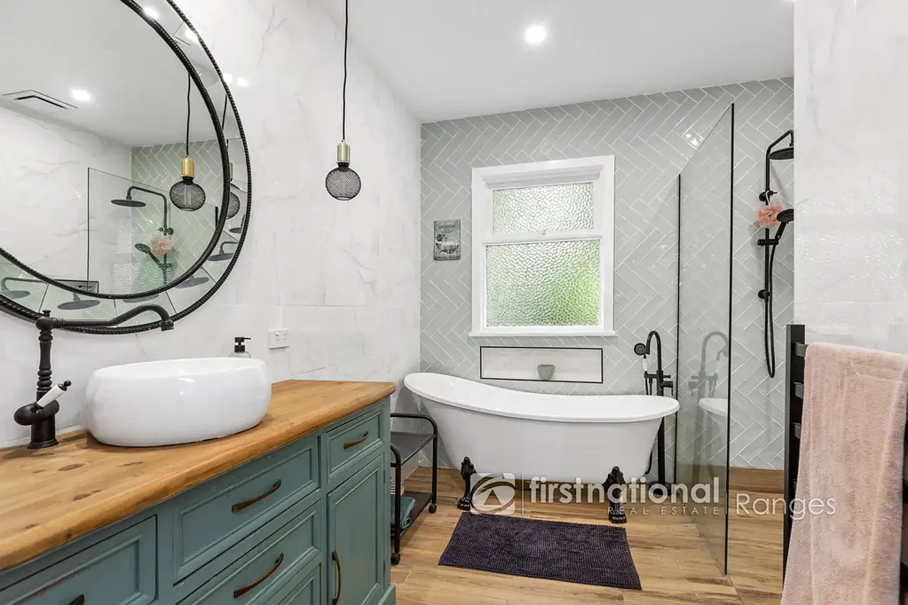 Monbulk 3Zimmer Looking for Character and something a little bit Different? Relaxed Living Just Minutes from Monbulk
!
