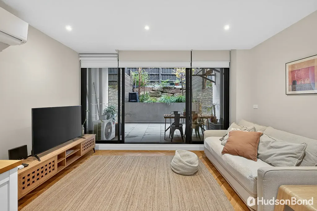 Doncaster 1Zimmer Stylish Ground Floor Living with Study, Courtyard & Unbeatable Convenience