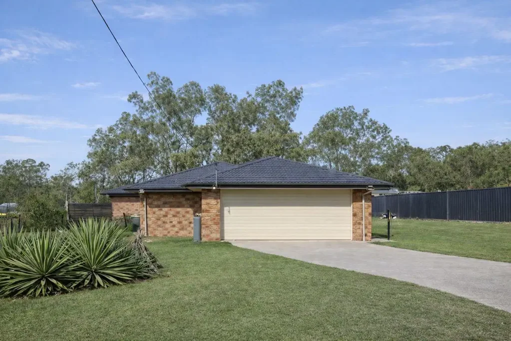 60 Bentley Drive, Regency Downs, QLD 4341
