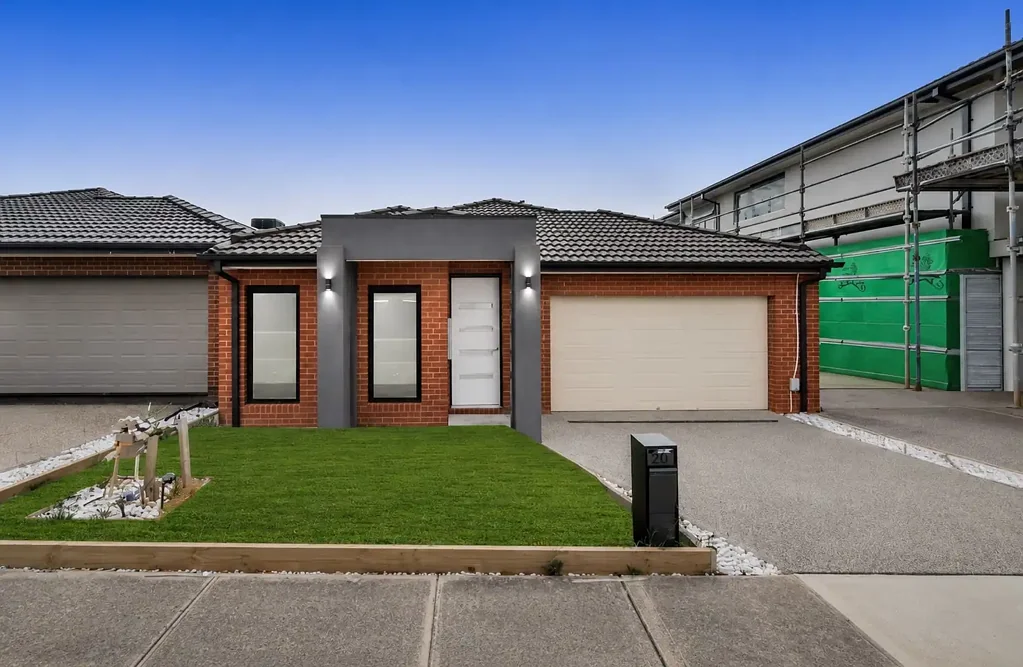 Modern Family Living in the Heart of Clyde North – St Germain's Estate