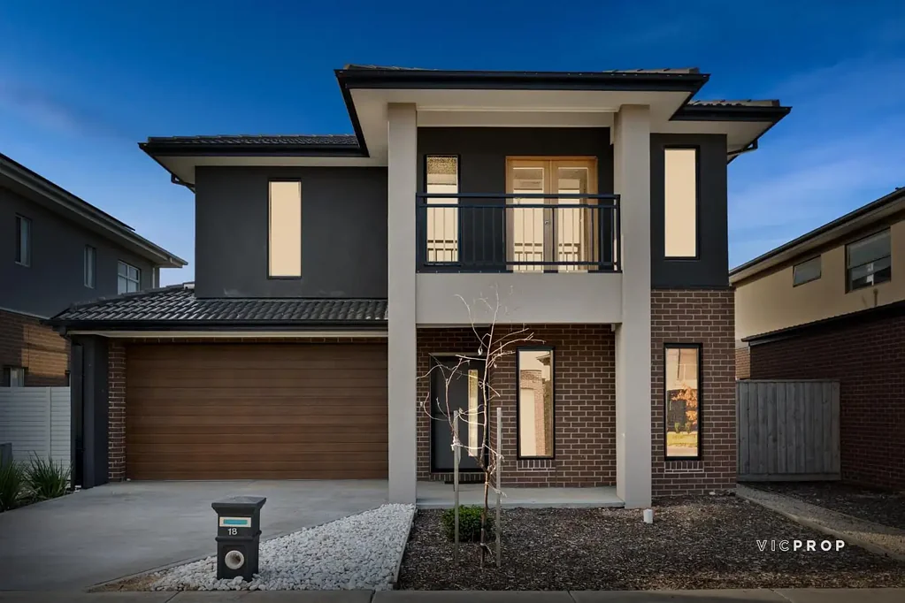 18 Clementine Boulevard, Tarneit, VIC 3029