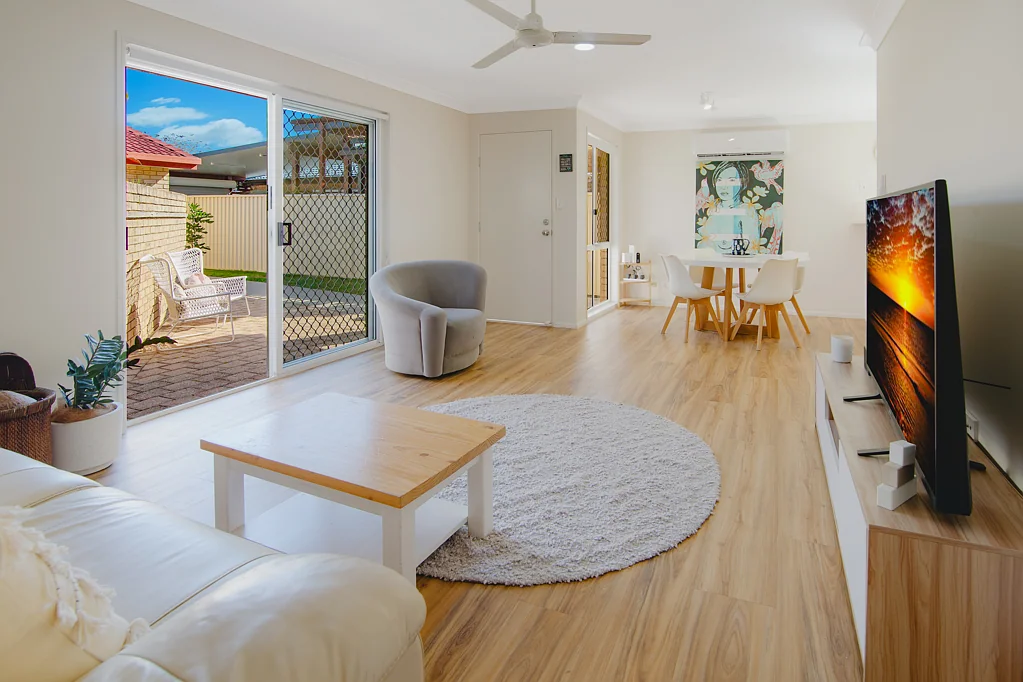 2/32 Kenny Drive, Labrador, QLD 4215