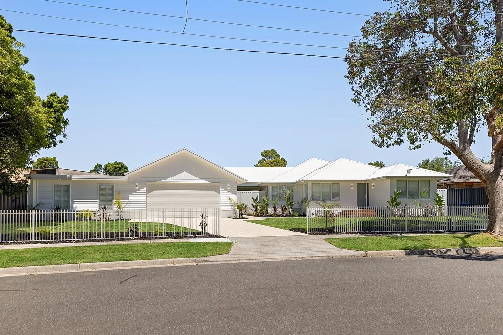 82 Norma Crescent, Knoxfield, VIC 3180