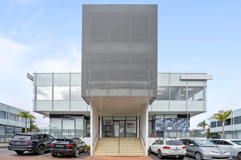Albany Quality Albany office and a very affordable rental