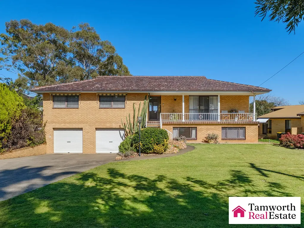 East Tamworth 4બેડરૂમ The Shed, the Studio and an East Tamworth Address