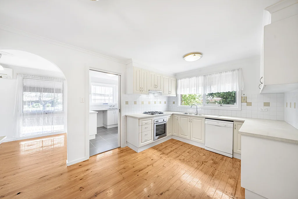 70 Wintersun Drive, Albanvale, VIC 3021