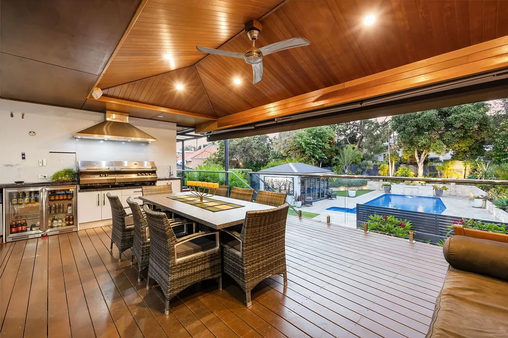 Attadale 4બેડરૂમ A PERFECT BLEND OF LUXURY AND LOCATION