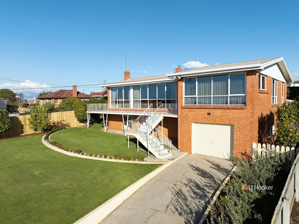2 Morse Place, Devonport, TAS 7310