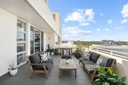 747/2 The Crescent, Wentworth Point