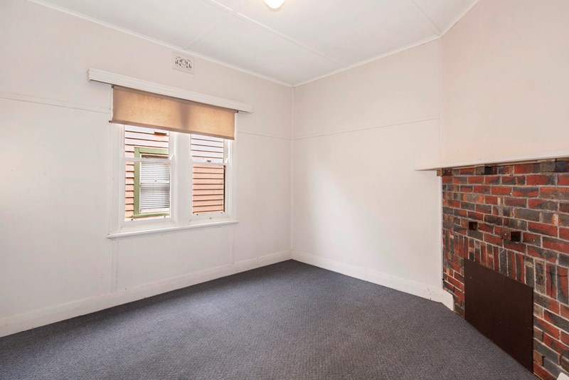 304 PLEASANT ST SOUTH, NEWINGTON VIC 3350, 0 Kuwarto, 0 Banyo, House