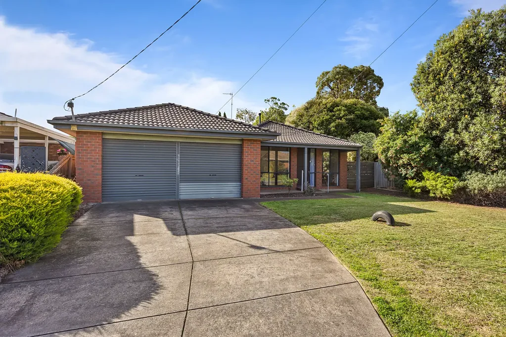 Wendouree 3房  Spacious Family Living with Additional Shed & Entertaining Area in an excellent location