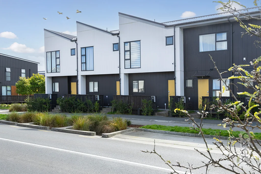 Westgate 3બેડરૂમ Style, Sun, Room, Garaging ... $860k ONO