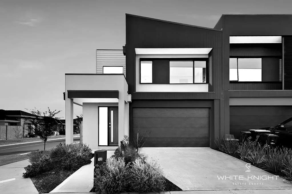 108 Verona Crescent, Fraser Rise, VIC 3336
