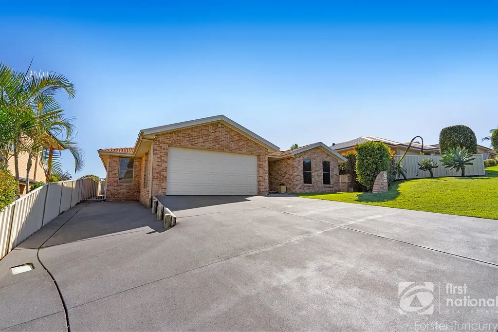Forster 4房  Spacious & Modern Family Living in Prime Location