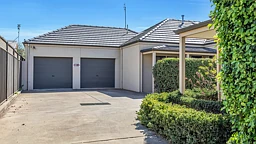 3/83 Hare Street, Echuca