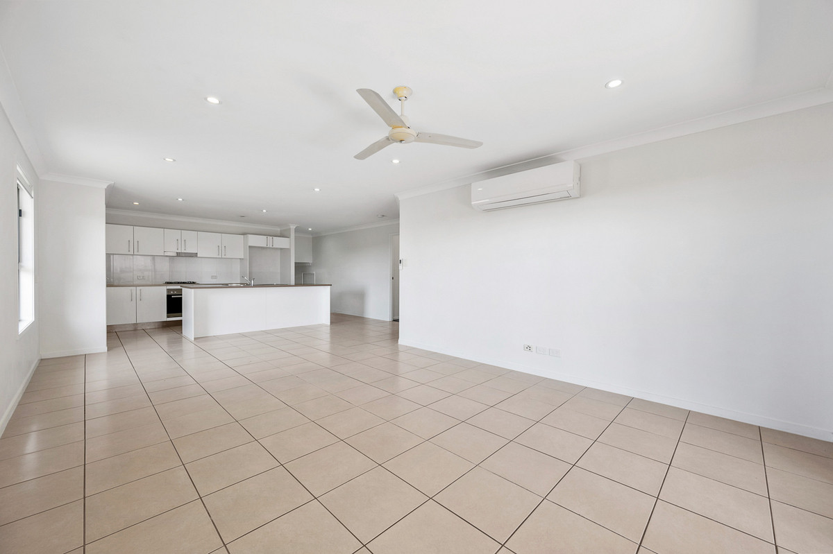 22 WENTWORTH PL, GLEN EDEN QLD 4680, 0房, 0浴, House