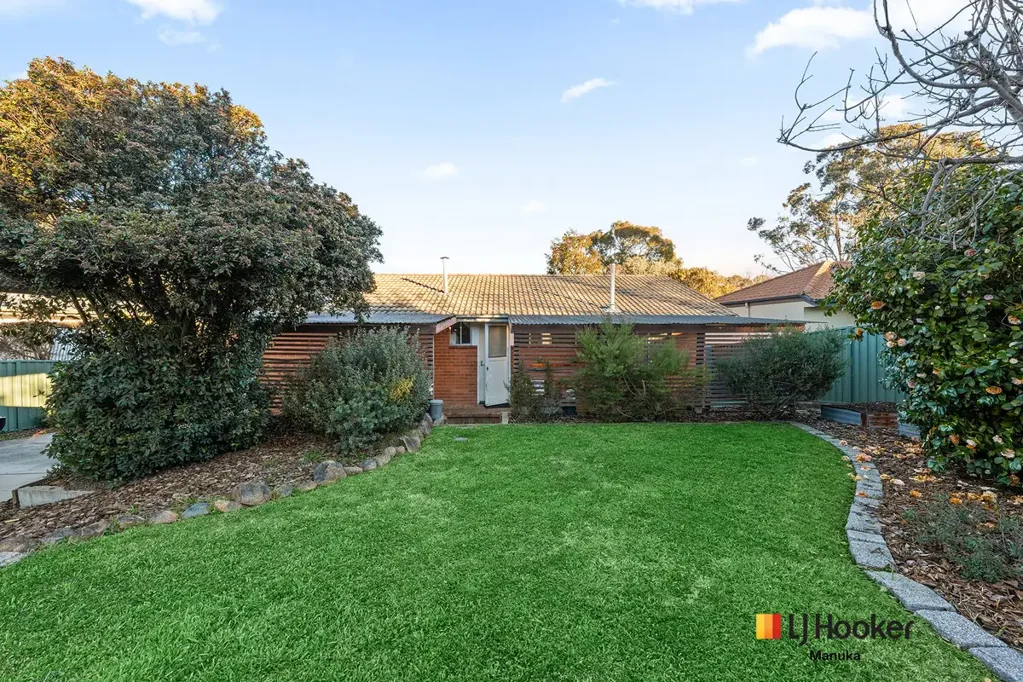 Duffy 3 Bedroom A Fantastic Opportunity in Family-Friendly Duffy