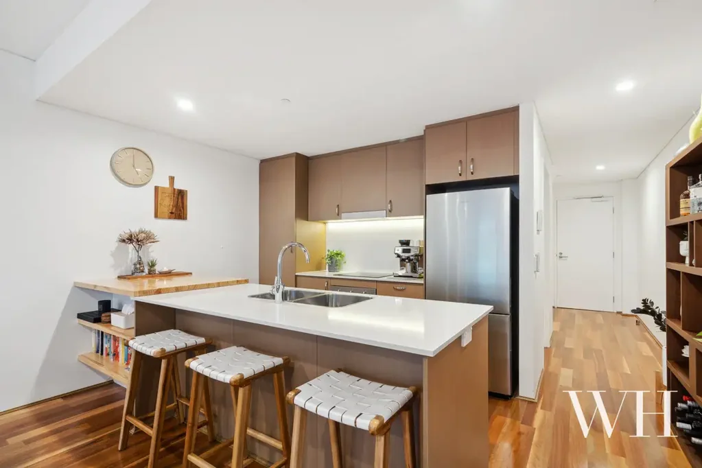 North Coogee 2ห้องนอน Stylish Coastal Retreat with Premium Finishes & Breezy Beachside Living