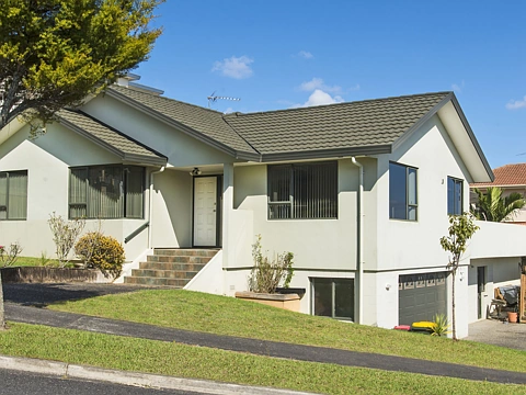 Totara Heights 4部屋 Size + Views + Potential