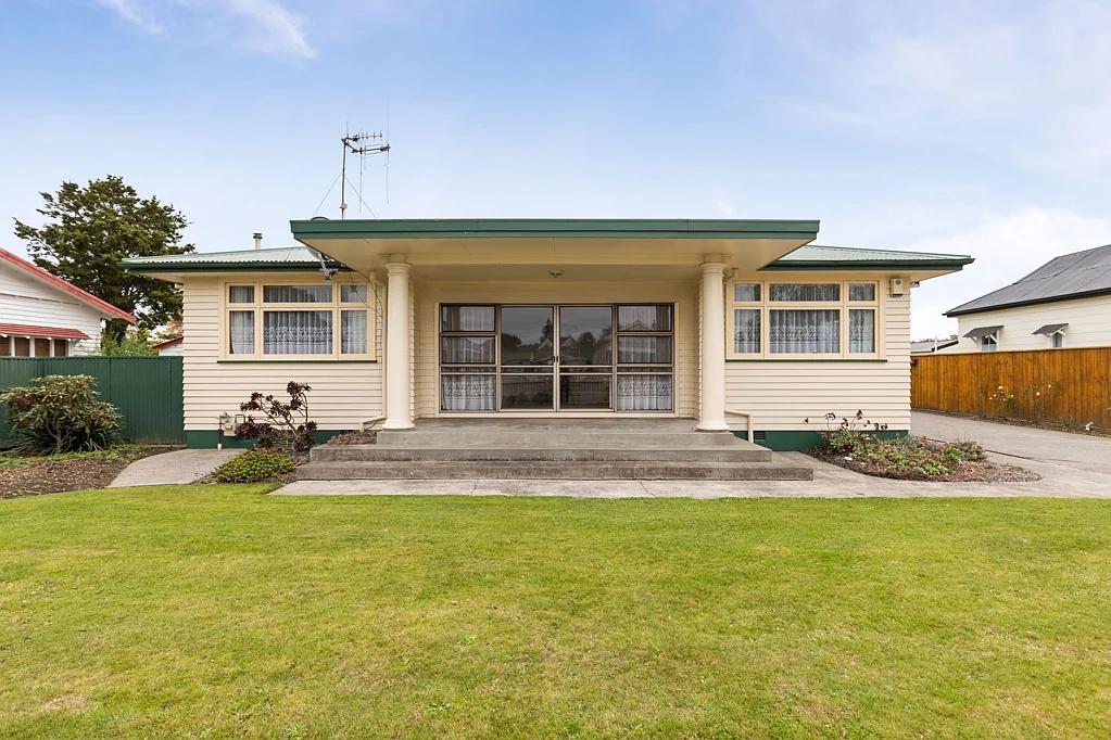 Palmerston North Central 3房  All you will be saying is YES! PNBHS Zoned!