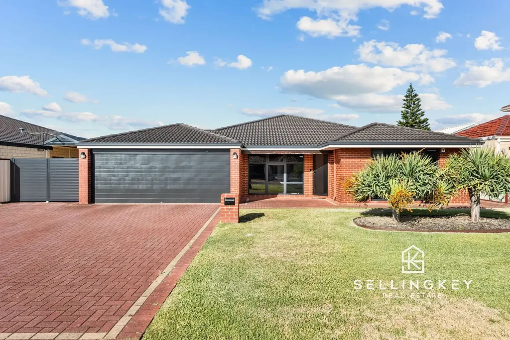Canning Vale 4chambre SellingKey presents 7 Bering Promenade, Canning Vale!