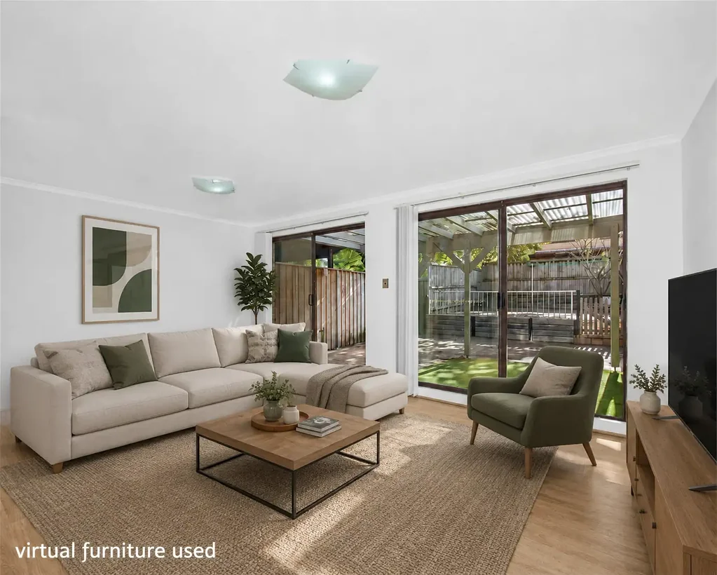 Freshly Updated Three Bedroom Townhouse with Resort-Style Facilities & Large Outdoor Space
