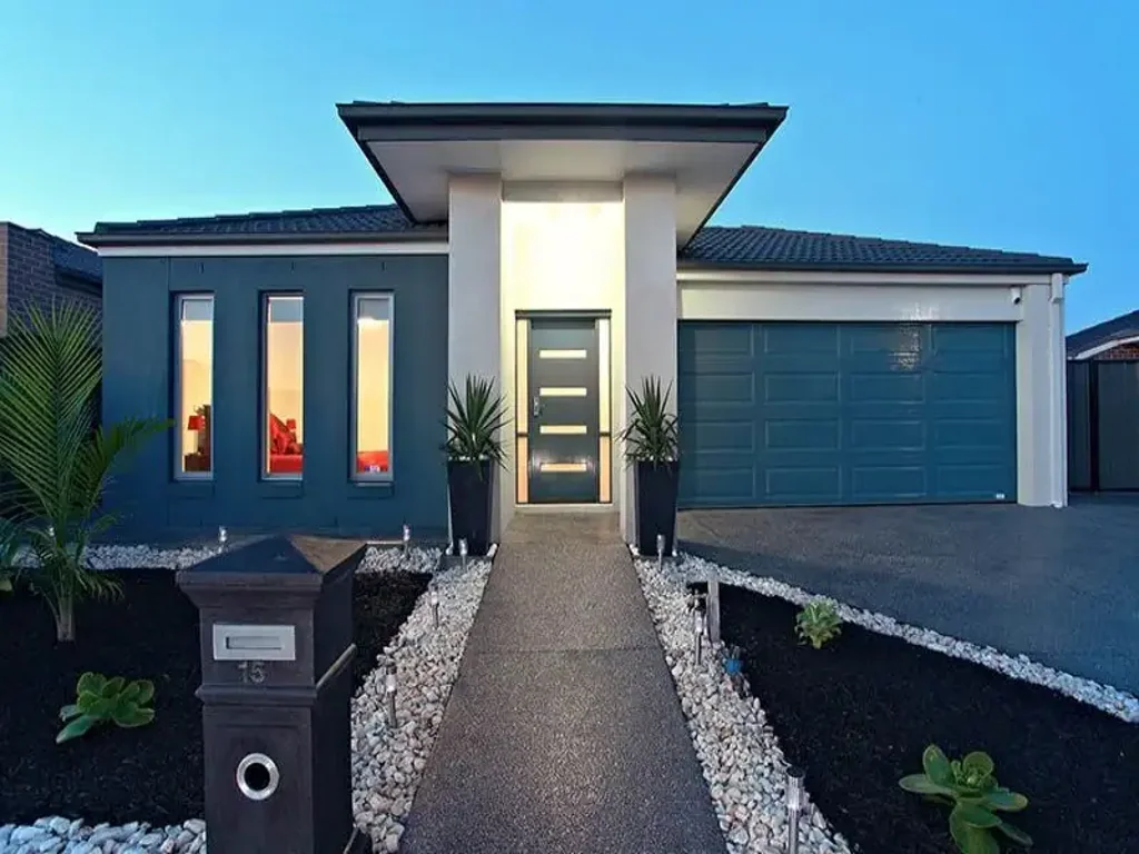 SPACIOUS FAMILY LIVING IN A PRIME DERRIMUT LOCATION