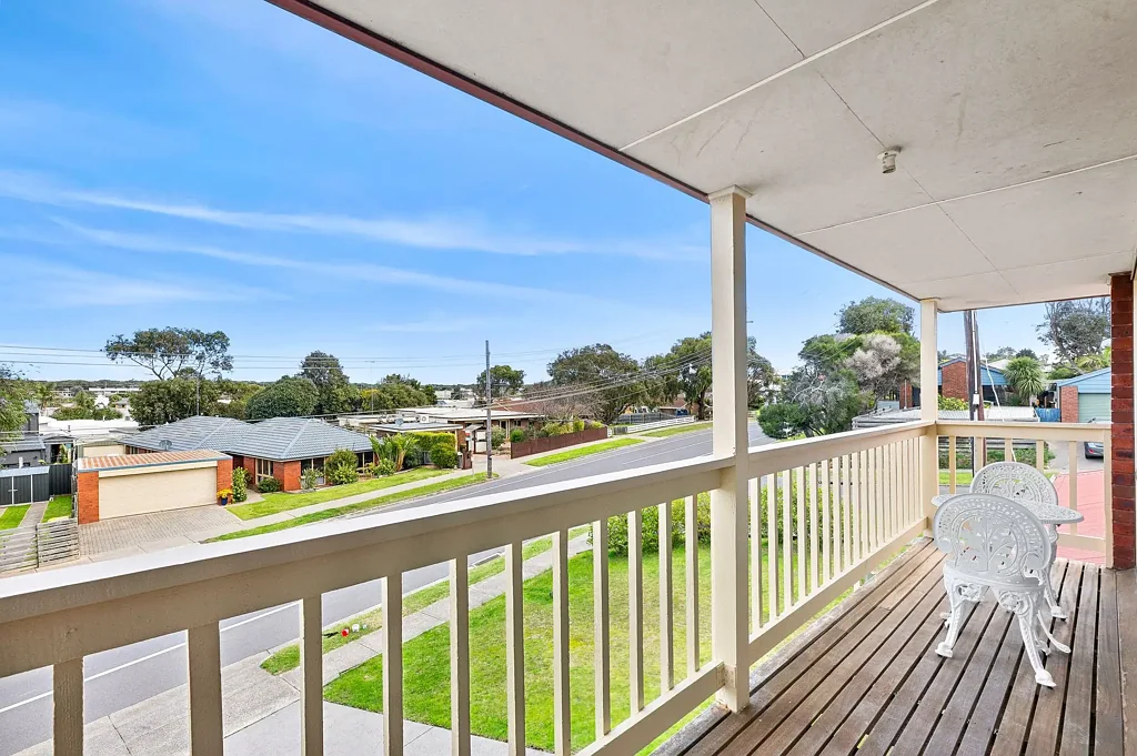 Ocean Grove 3Habitaciones Coastal Charm with Development Opportunity (STCA)