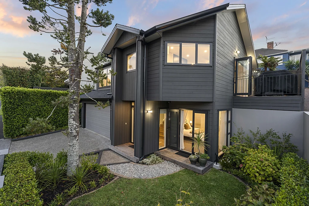 Orakei 3Kwarto Refined, Modern, Luxurious - Unmissable