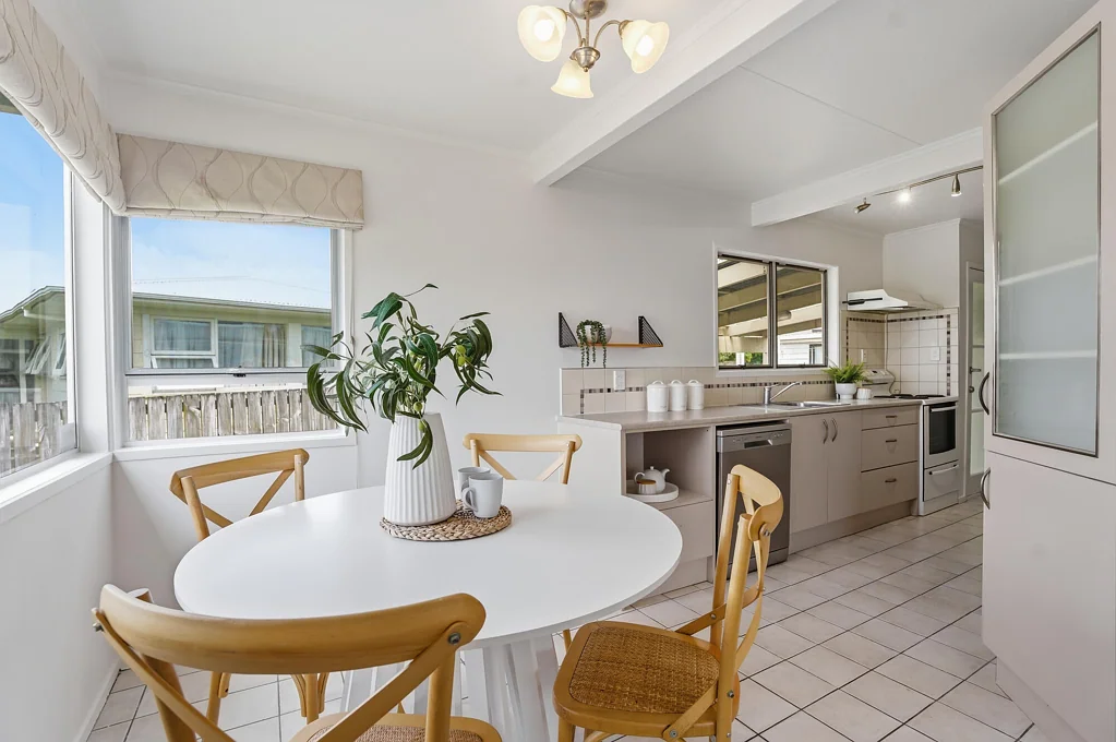 Tikipunga 3房  Motivated sellers, present all offers!