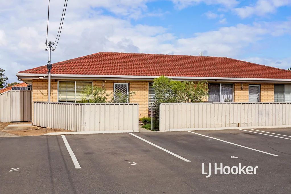 Neat and Tidy 2 Bedroom Home