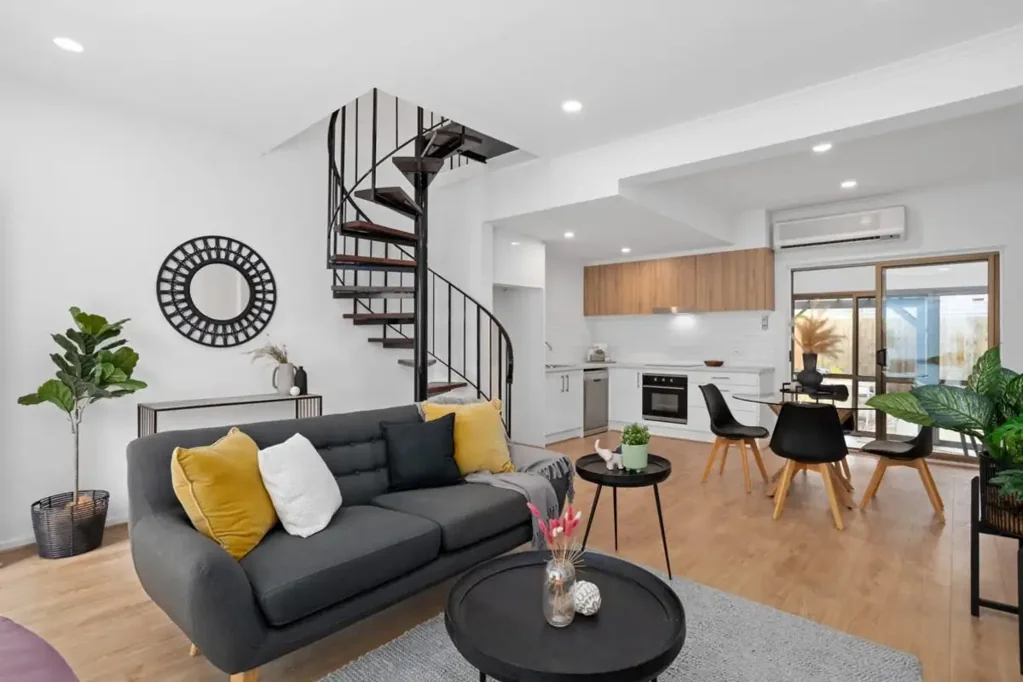Hi, I'm modern comfort with space to unwind