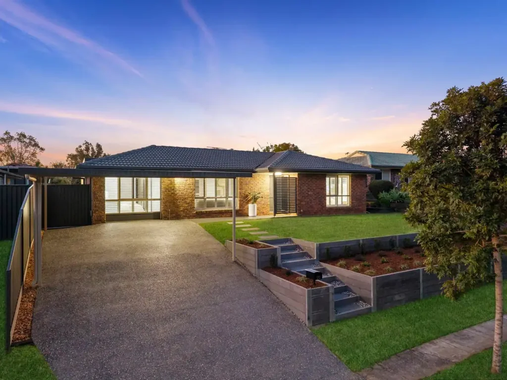 Calamvale 4ਬੈੱਡਰੂਮ Renovated Lowset Perfection in a Parkside Pocket
