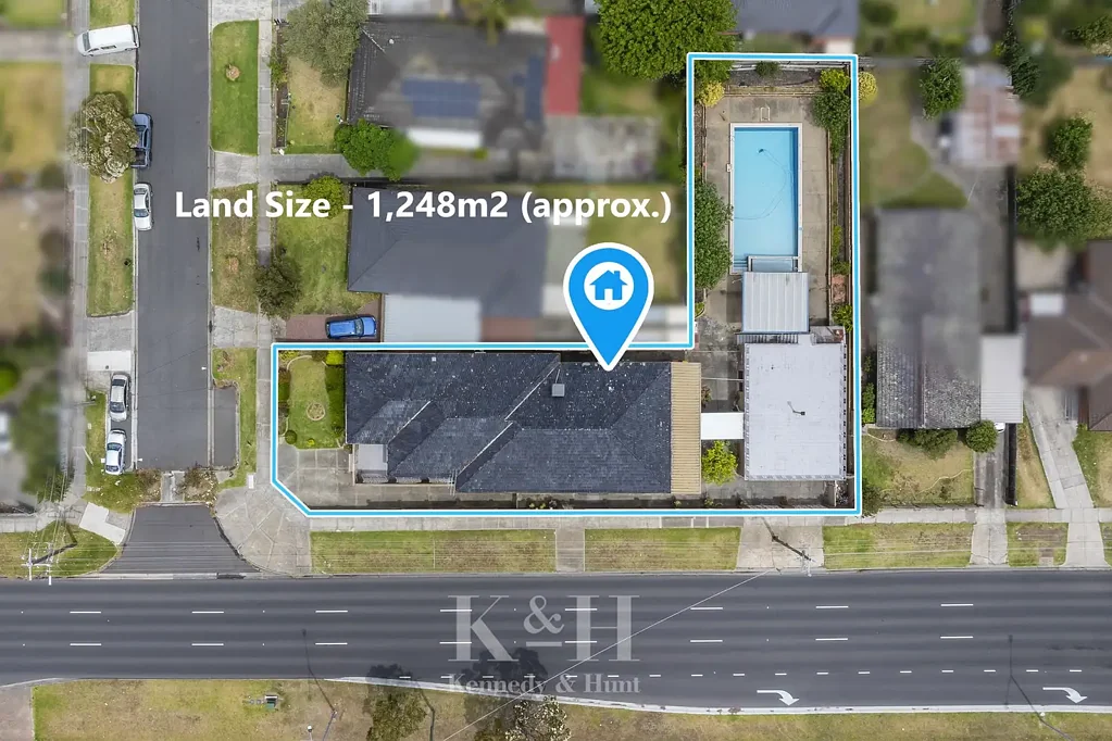 St Albans 5غرفة نوم Exceptional Corner Landmark Residence in Prime St Albans Location (RGZ1) – expansive 1,248 m2 (approx.)